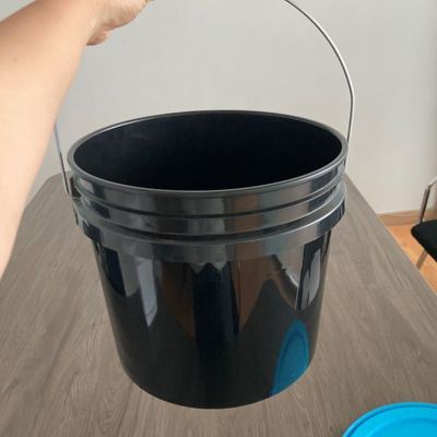 Polypropyleen chemische plastic emmer met deksel van 1 tot 7 gallon