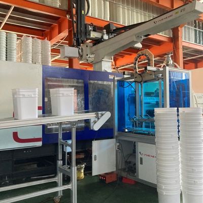 5 kg plastic emmer en 5 L rode plastic Jerry emmer voor chemische vloeistofcontainer