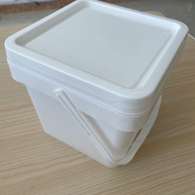 5 gallon 6 gallon 7 gallon vierkante plastic emmers met handvaten van polypropyleen van levensmiddelenkwaliteit