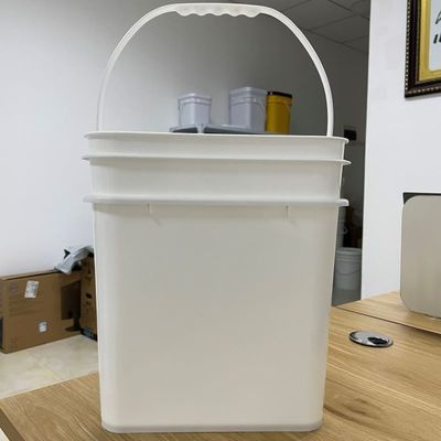 Kleurrijke, op maat gemaakte vierkante container met deksel en handvat GAP/ISO/FDA Certified Perfect
