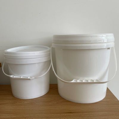 Ronde of vierkant 5L plastic emmers met ijzeren handvat aanpasbaar en duurzaam