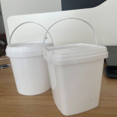 Pas uw 3L/4L/5L/6L/8L/10L plastic emmer aan met luchtdichte deksel geavanceerde technologie
