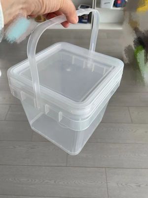 Vierkante 2L 3L 5L 8L 10L heldere plastic emmer met gemakkelijk open en dicht deksel aanpassen ronde