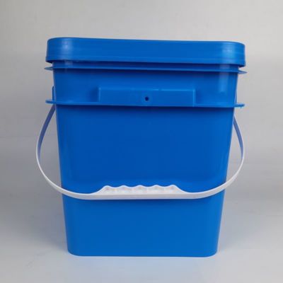 15L ronde en vierkante emmer plastic emmer met deksel in rood