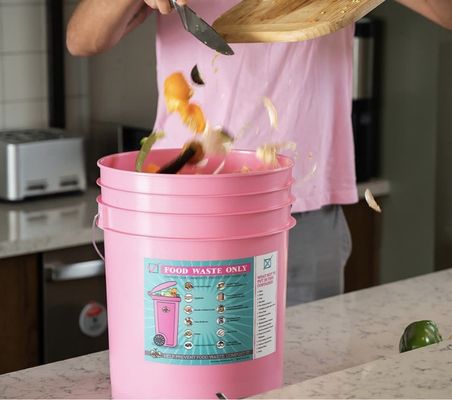 20 liter witte composteerbak met plastic emmer en industriële deksel
