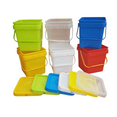 2L 4L 5L 10L vierkante plastic emmers met deksel en handvat