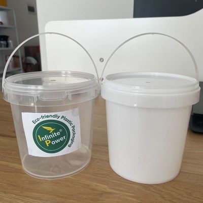 Op maat gemaakte PP-container drinkemmer in heldere witte kleur voor en op maat gemaakte behoeften
