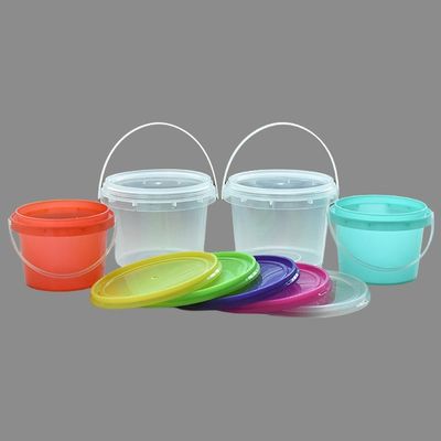Persoonlijke 300 ml 500 mL 750 ml plastic emmers met deksel voor yoghurt ijs knoflook pasta en saus